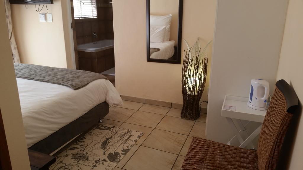 African Phoenix Guest Lodge Johannesburg Kültér fotó