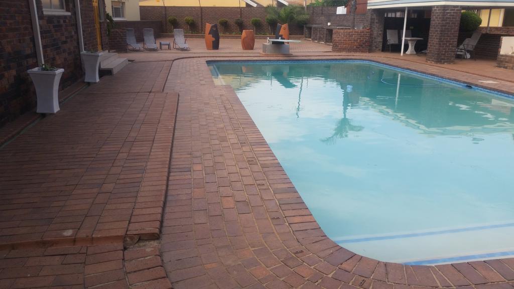 African Phoenix Guest Lodge Johannesburg Kültér fotó